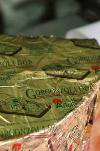 Gorgonzola dop, il caseificio Arioli: “Nato ad Abbiategrasso”